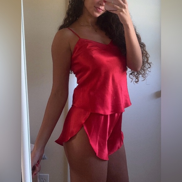 Vintage 90s Hidden Fantasies Dreamin' Of You Red Satin Two-Piece Sleepwear Set - Picture 12 of 13